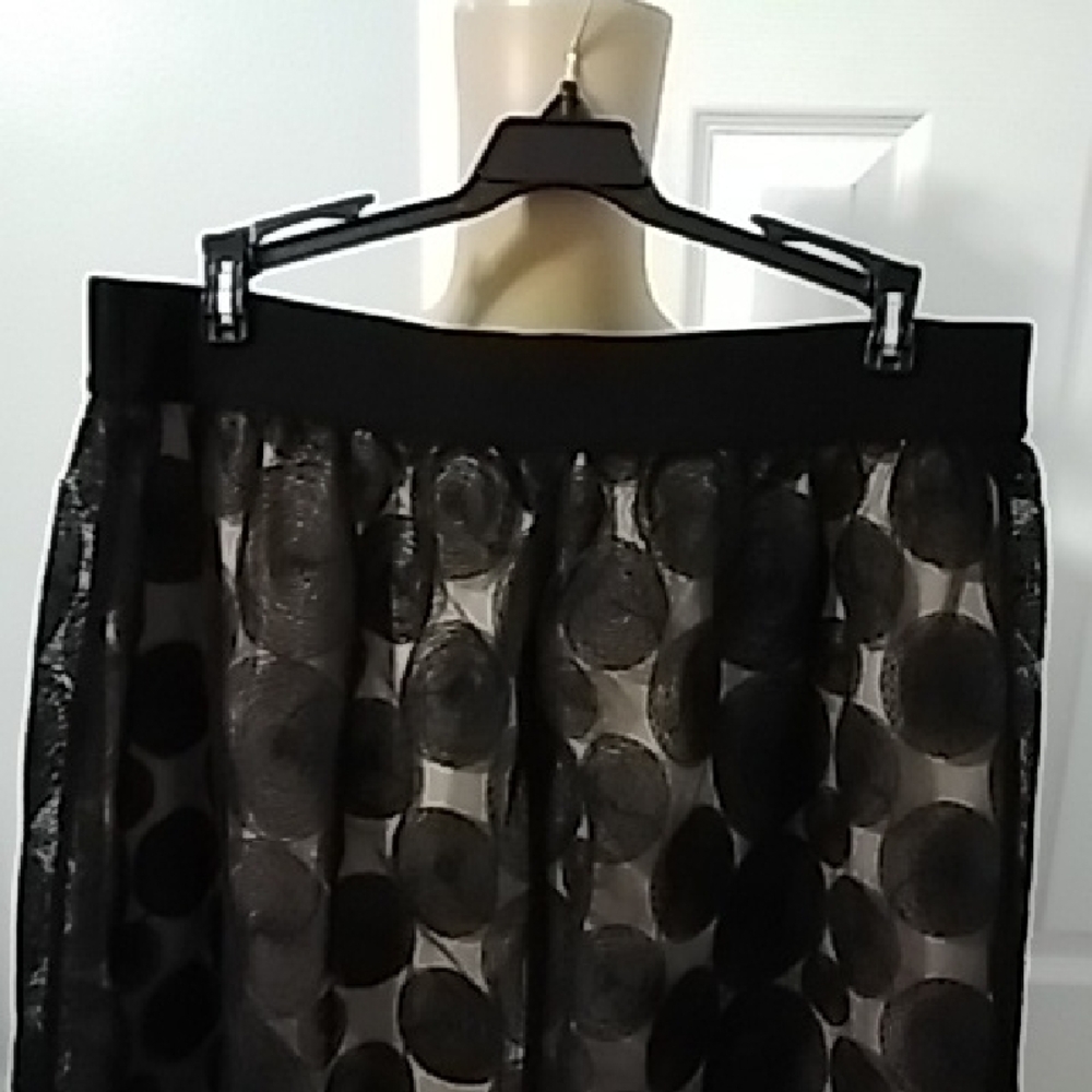 Lane Bryant Black and Cream Polka Dot A-Line Skirt - Picture 7 of 7